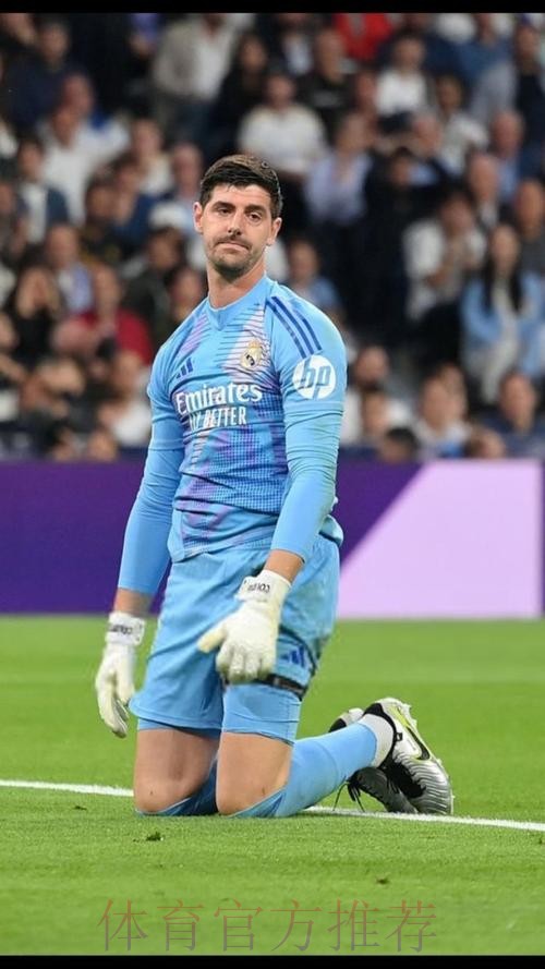 已伤缺八个月!六台:库尔图瓦今天上场单独训练 已伤缺八个月!六台:库尔图瓦今天上场单独训练